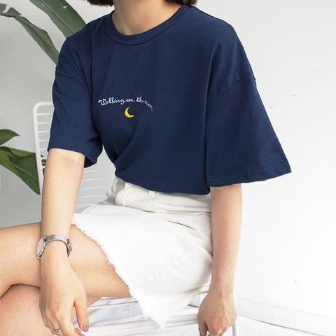 Harajuku Cute Moon Embroidery Print T-shirt